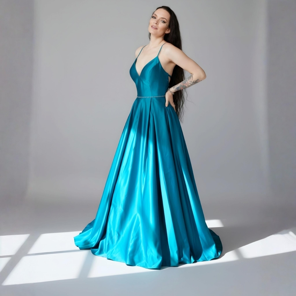 Blondie Nites ✦ Teal Satin Ball Gown ✦ Lace-Up Back V-Neck Pockets Petticoat 3